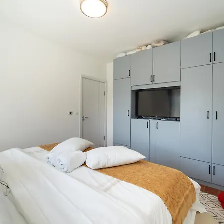 In With Wifi Sukošan