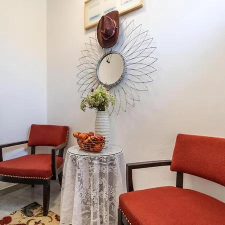 Gorgeous In With Wifi Apartment